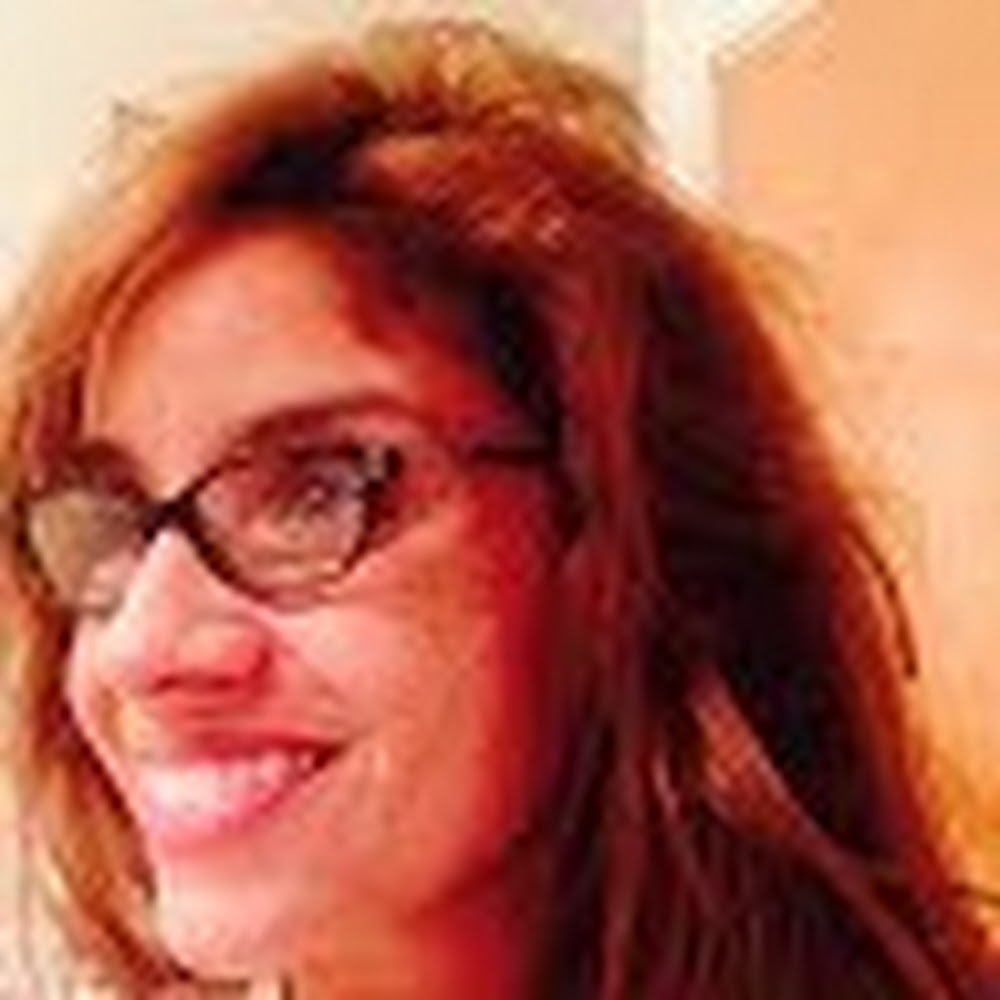 Meet your Posher, Danya